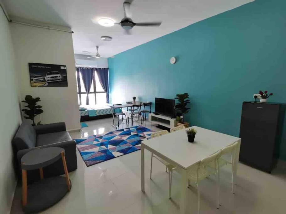 Mufa Studio Suites Klia Sepang Luaran gambar